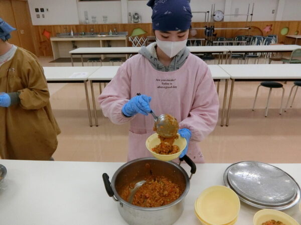 【寄宿舎】やまびこナンカレー