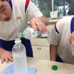 ゆっくり混ぜると、「あ、泡が！」